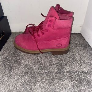 Kids 5.5 pink timberland